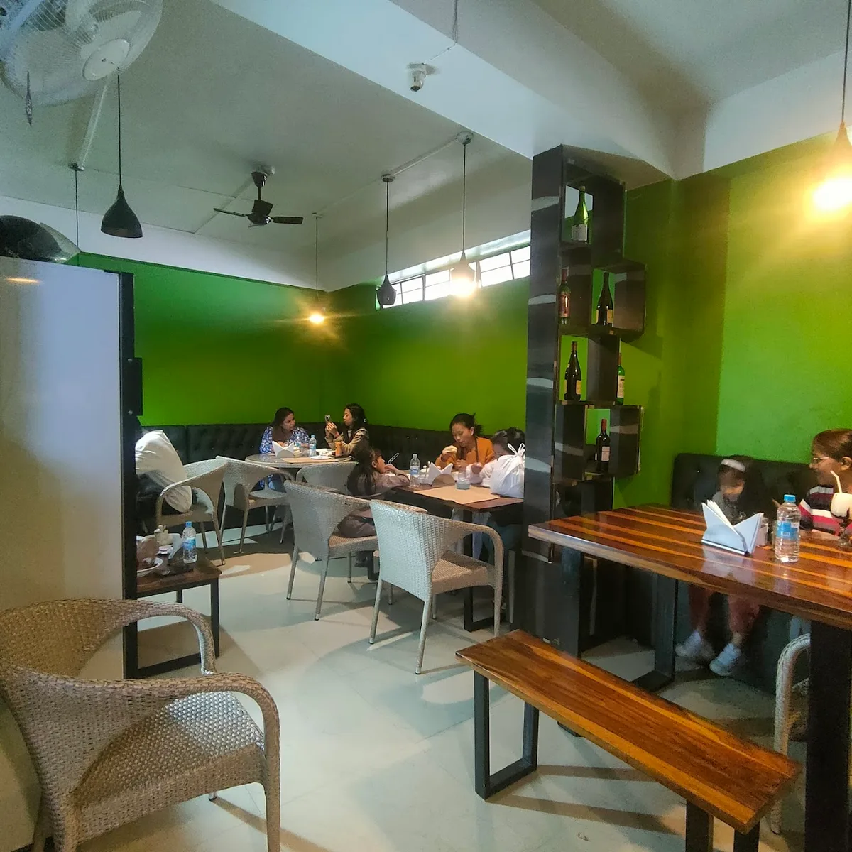 Tiffany's Cafe n Restaurant - Nongriat