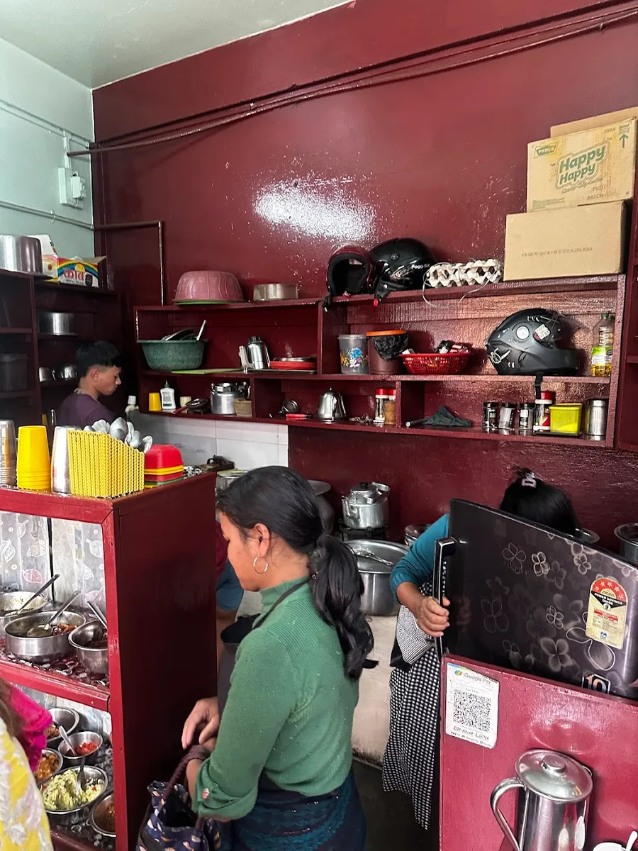 Amazing Khasi restaurant - photo 3