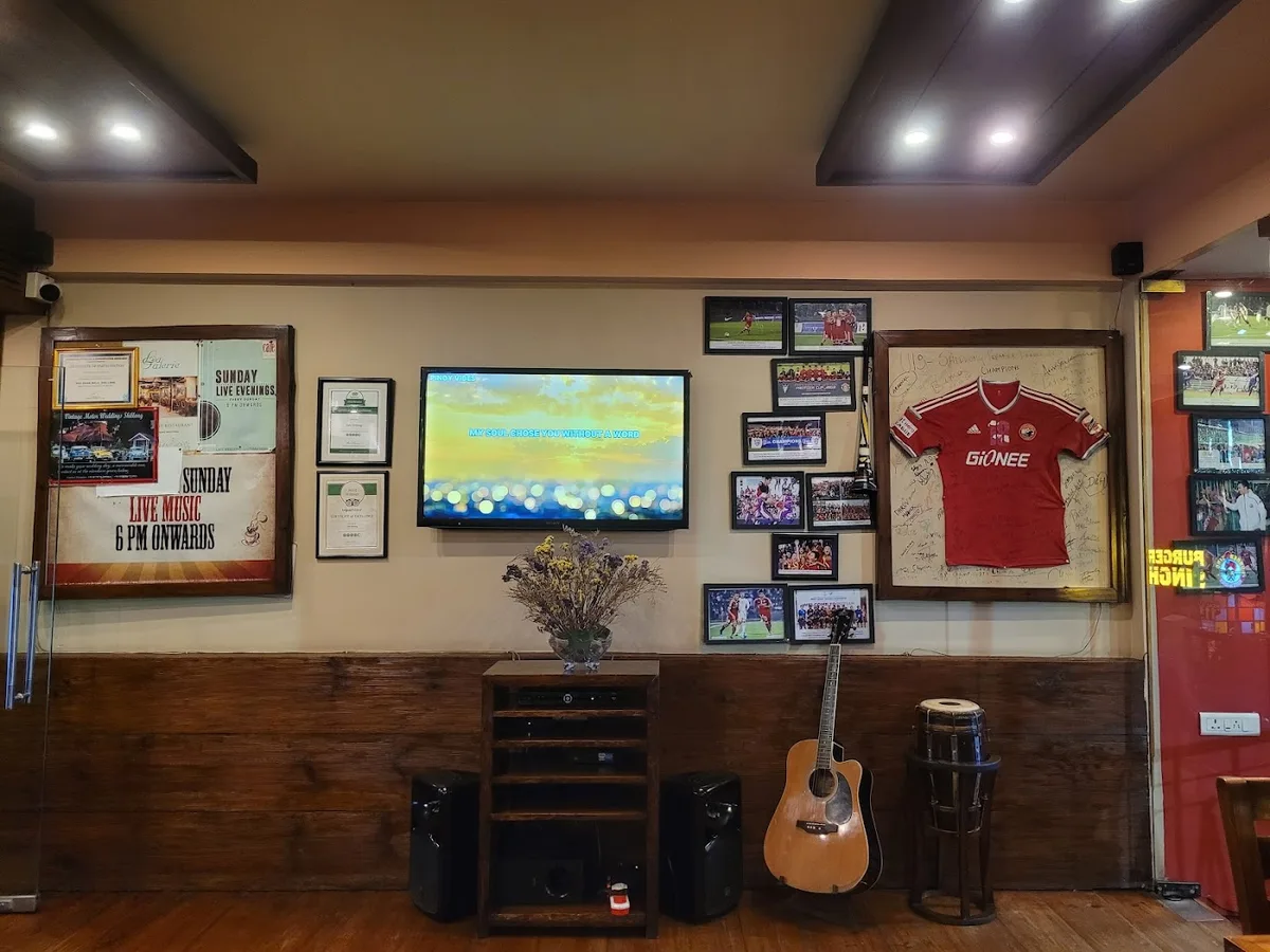 Shillong Cafes and Restaurants - photo 3