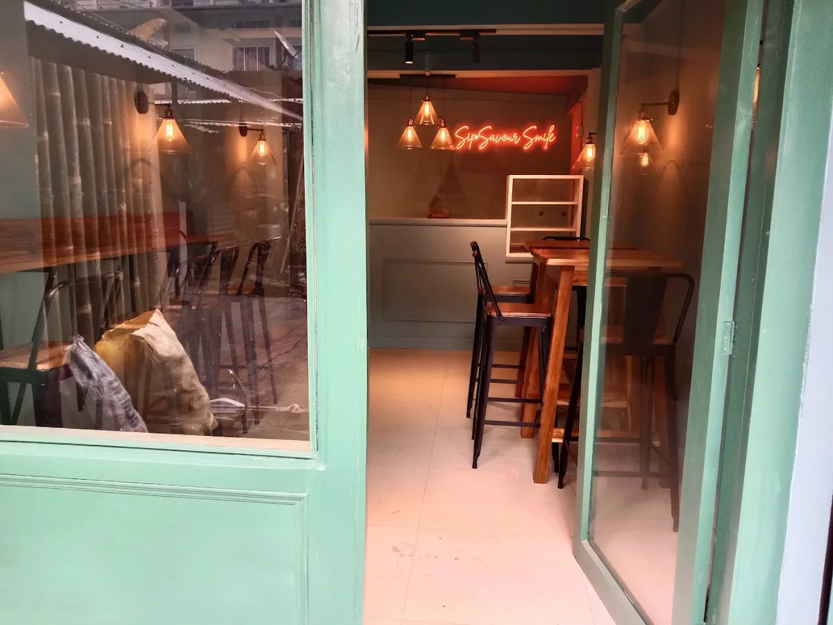 TheTabolchuLounge - photo 2