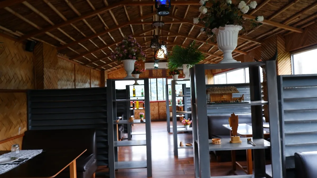 L T Mizo Belly Restaurant - Aizawl
