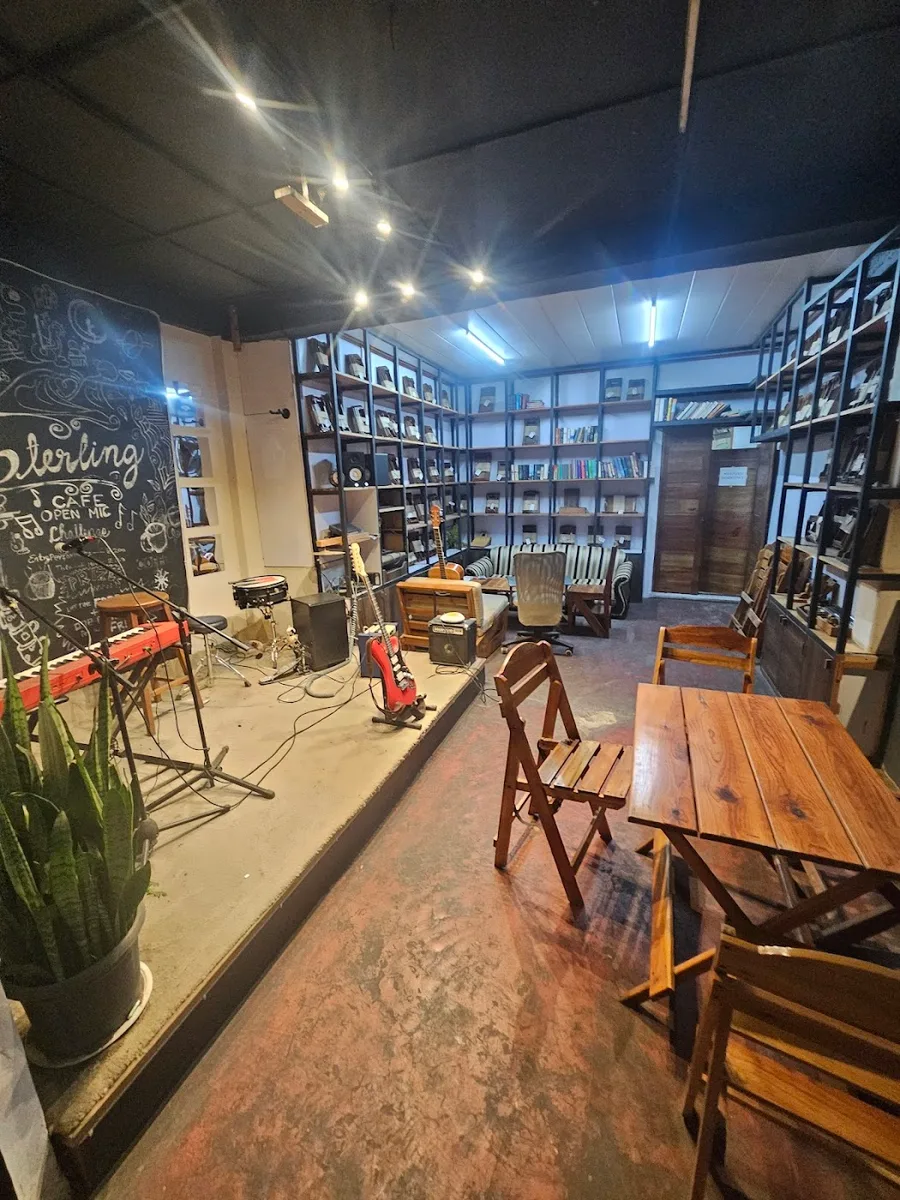 Sterling Cafe - Champhai