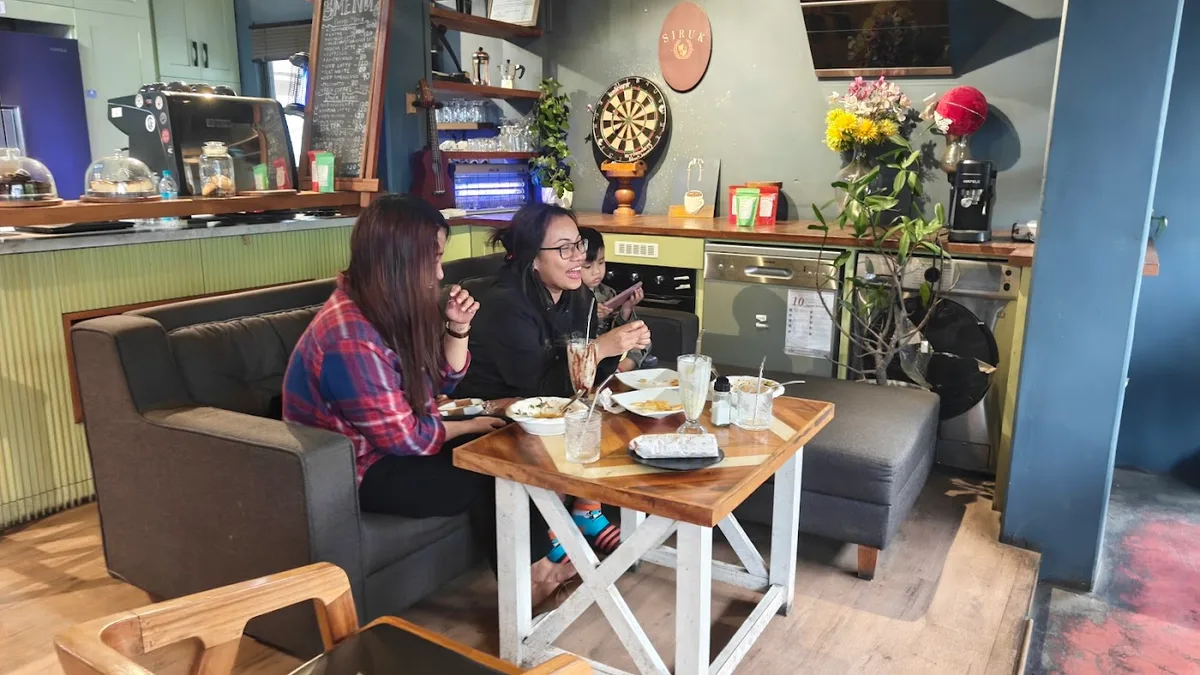 Sterling Cafe - photo 3