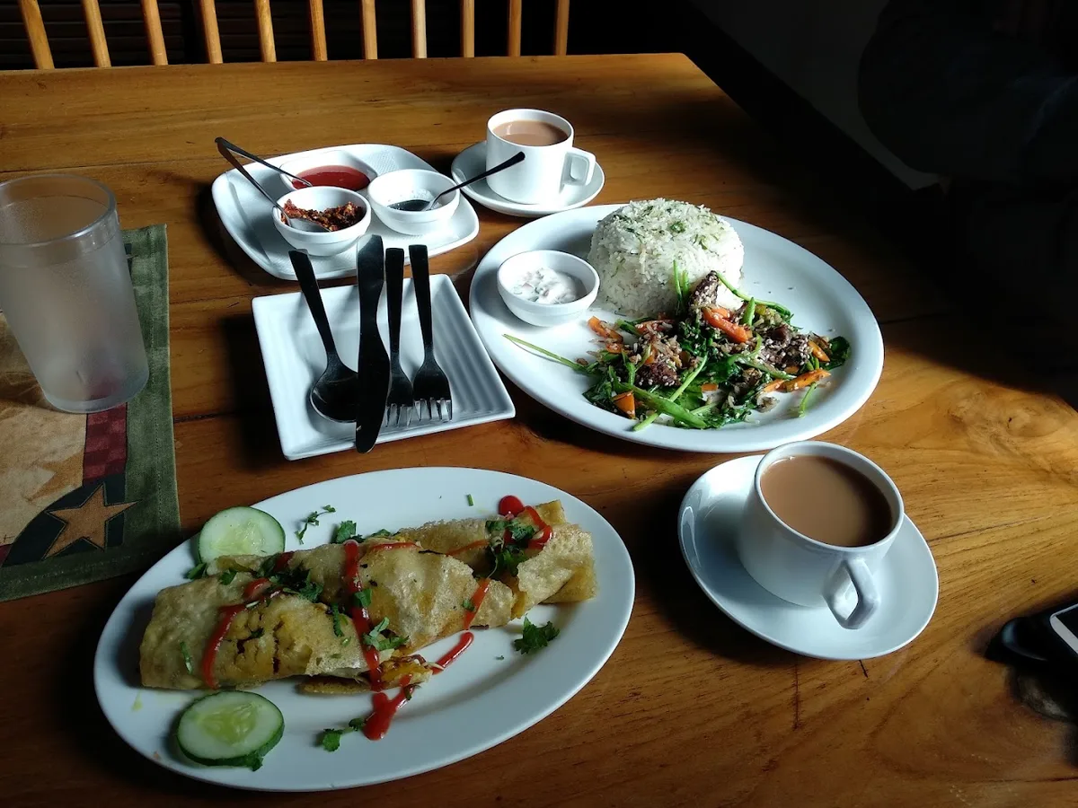 West Cafe - photo 2