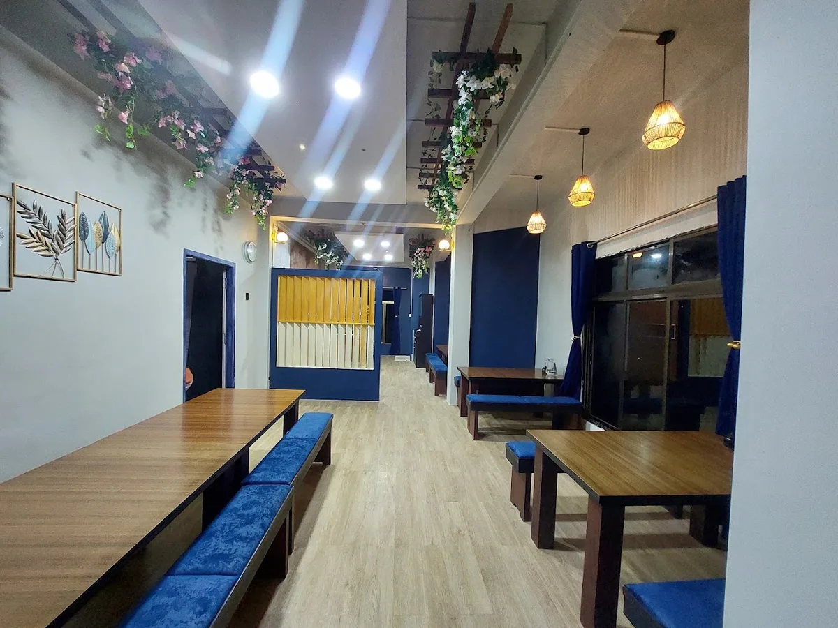 Flavour Hotel Cum Restaurant - Lunglei