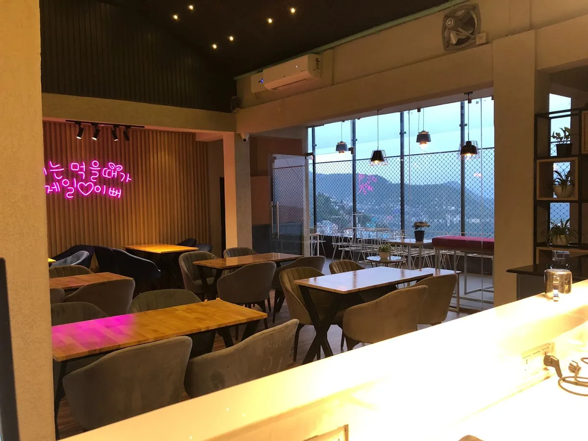 Kori's - Serchhip