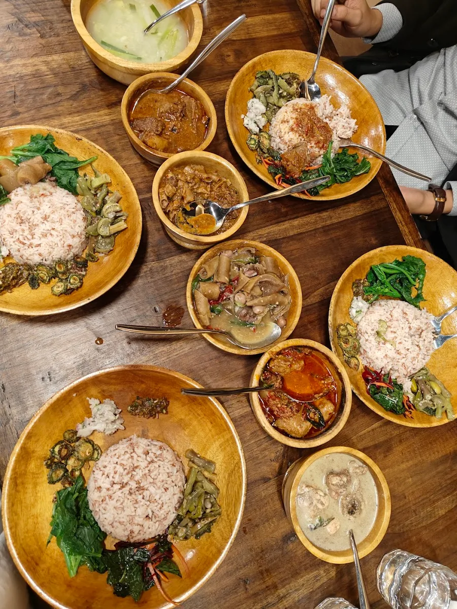 Ethnic Table Restaurant - photo 3