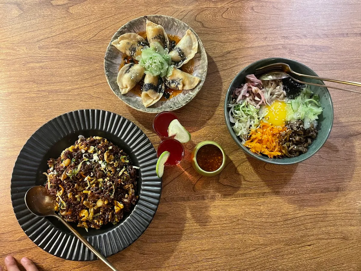 Glutton_aatery - photo 2