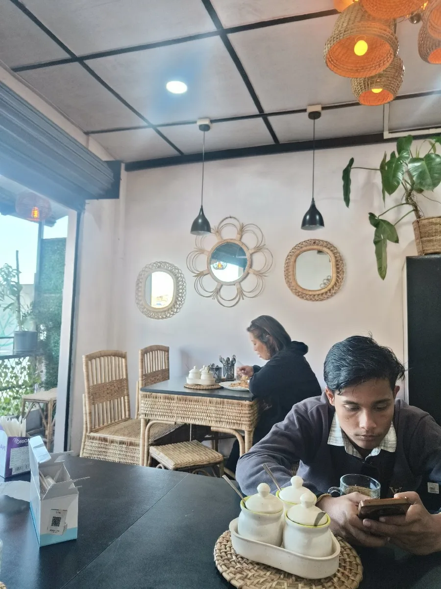 Park View Cafe - photo 2