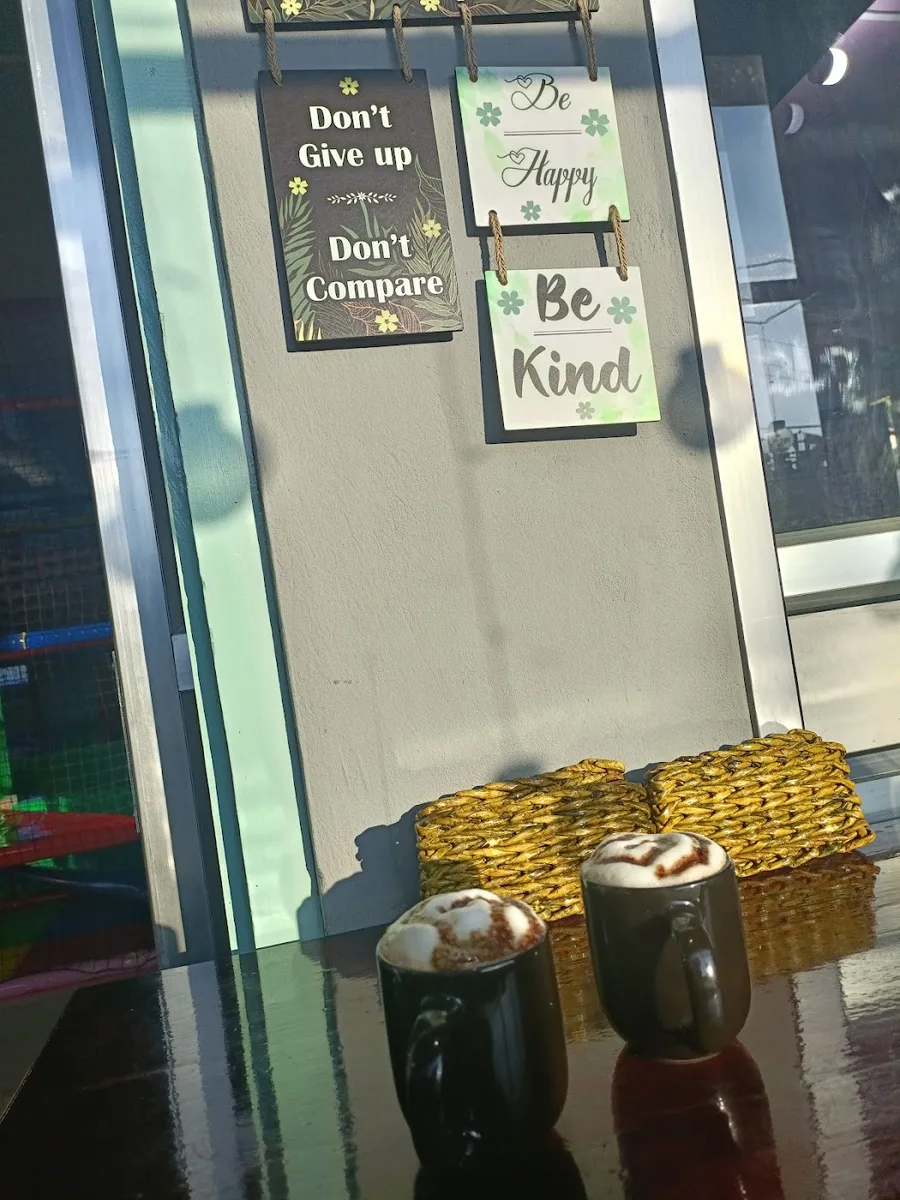 THE PLAY CAFE - photo 2