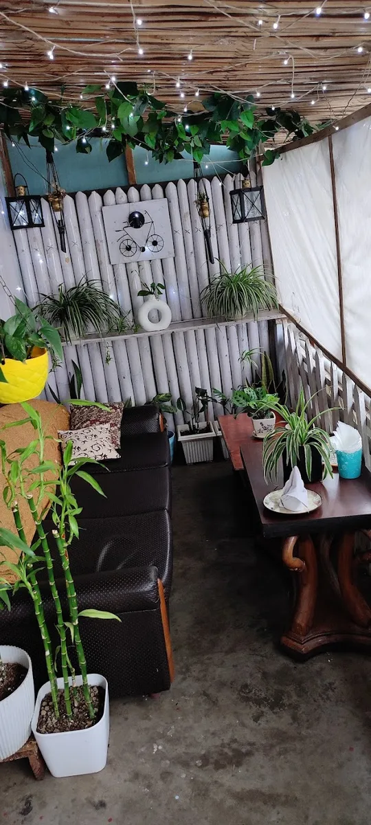 Hungry Ghost Restaurant - photo 3