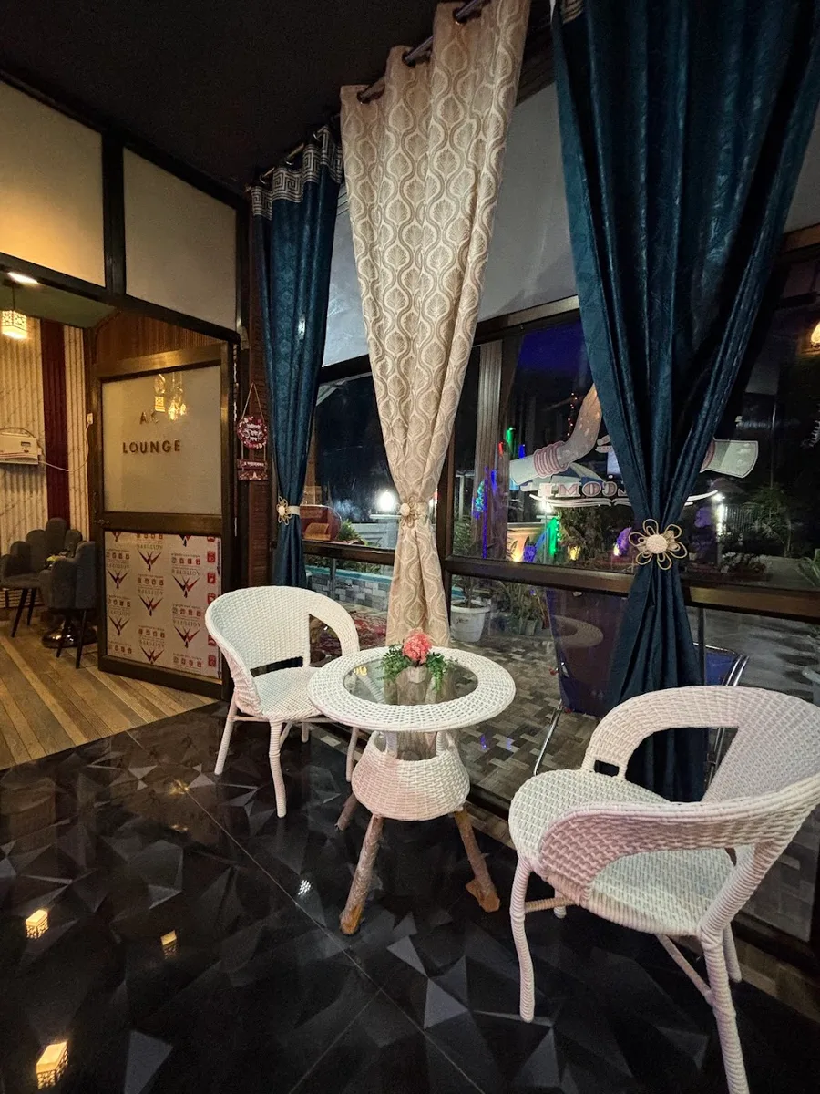 Mayabini Restaurant - photo 2