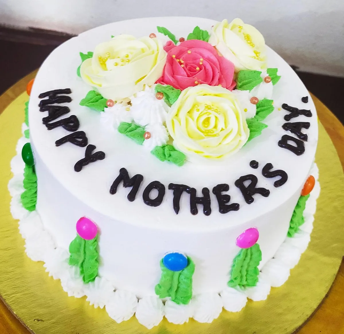 QUEEN CAKES MON - photo 3