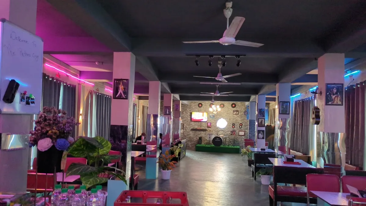 THE RETRO CAFE in Mon, Nagaland