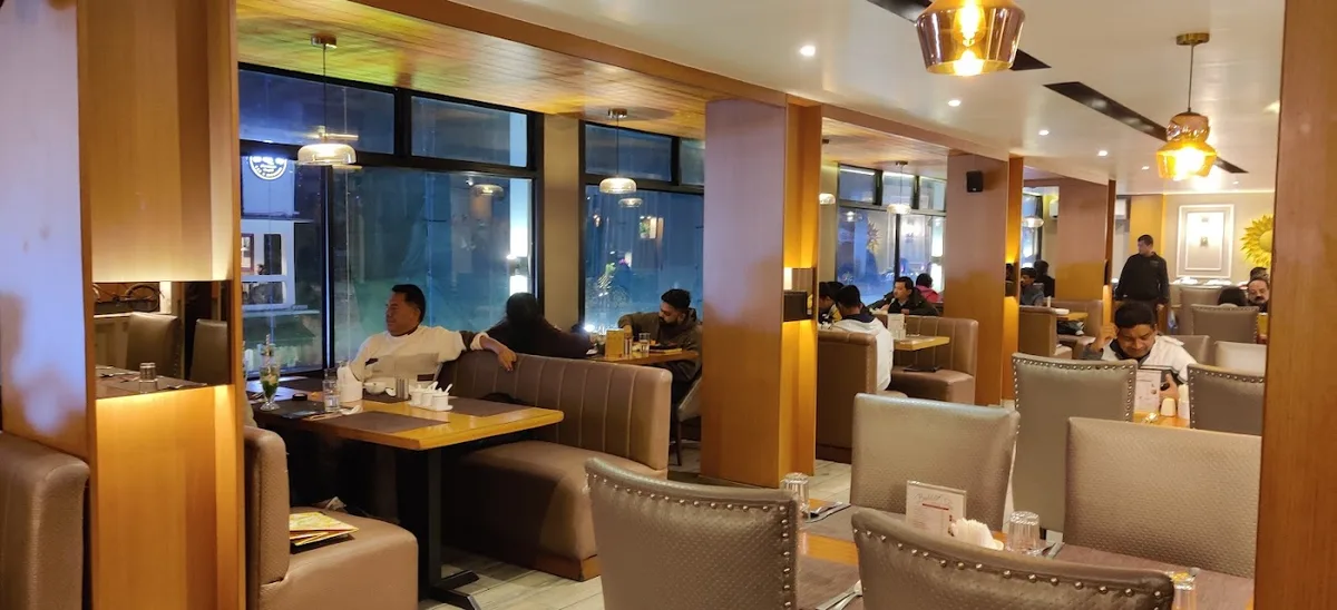 Osm Restro & Lounge - Gangtok