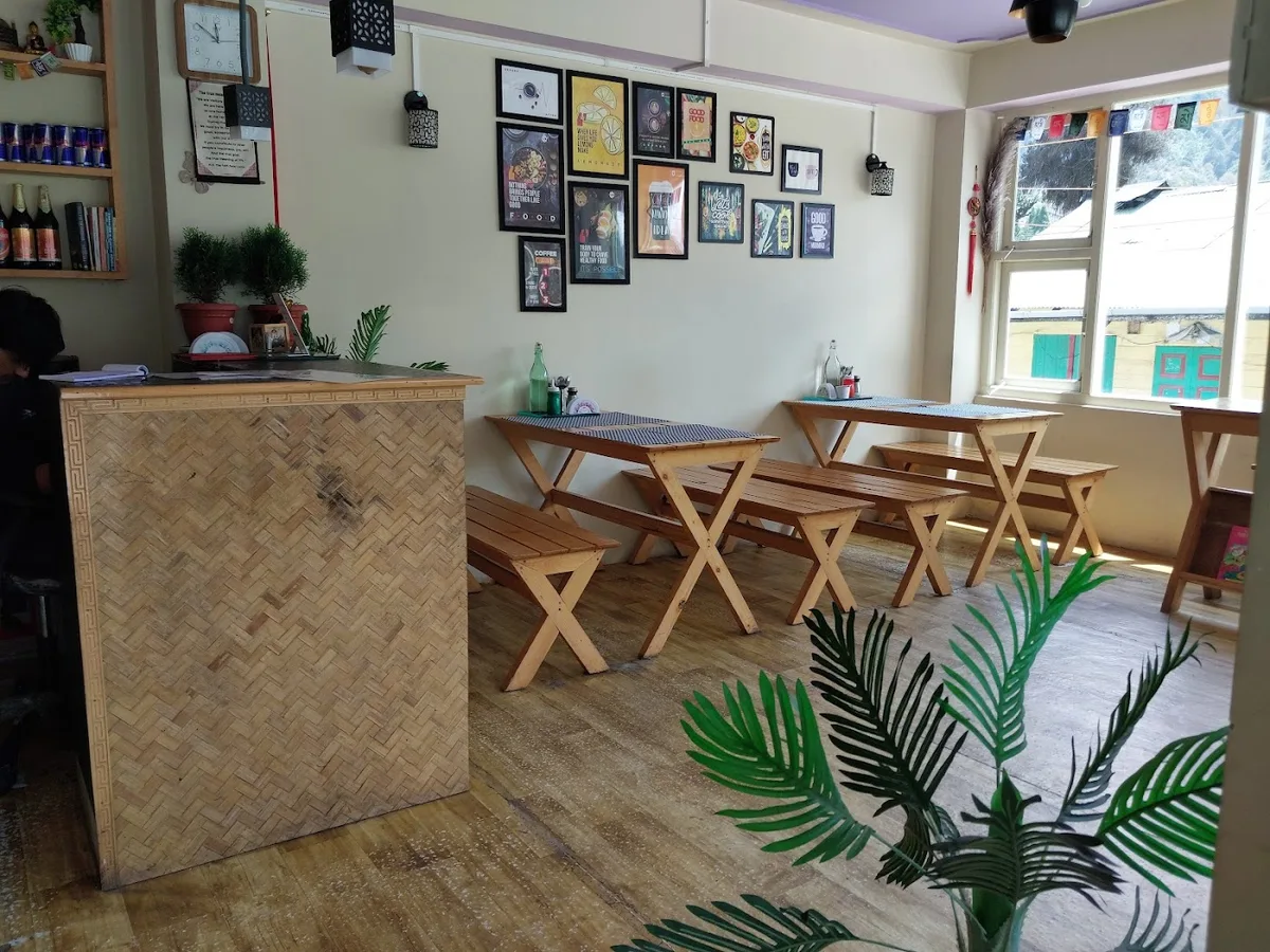 Cafe Snow Flake - photo 3