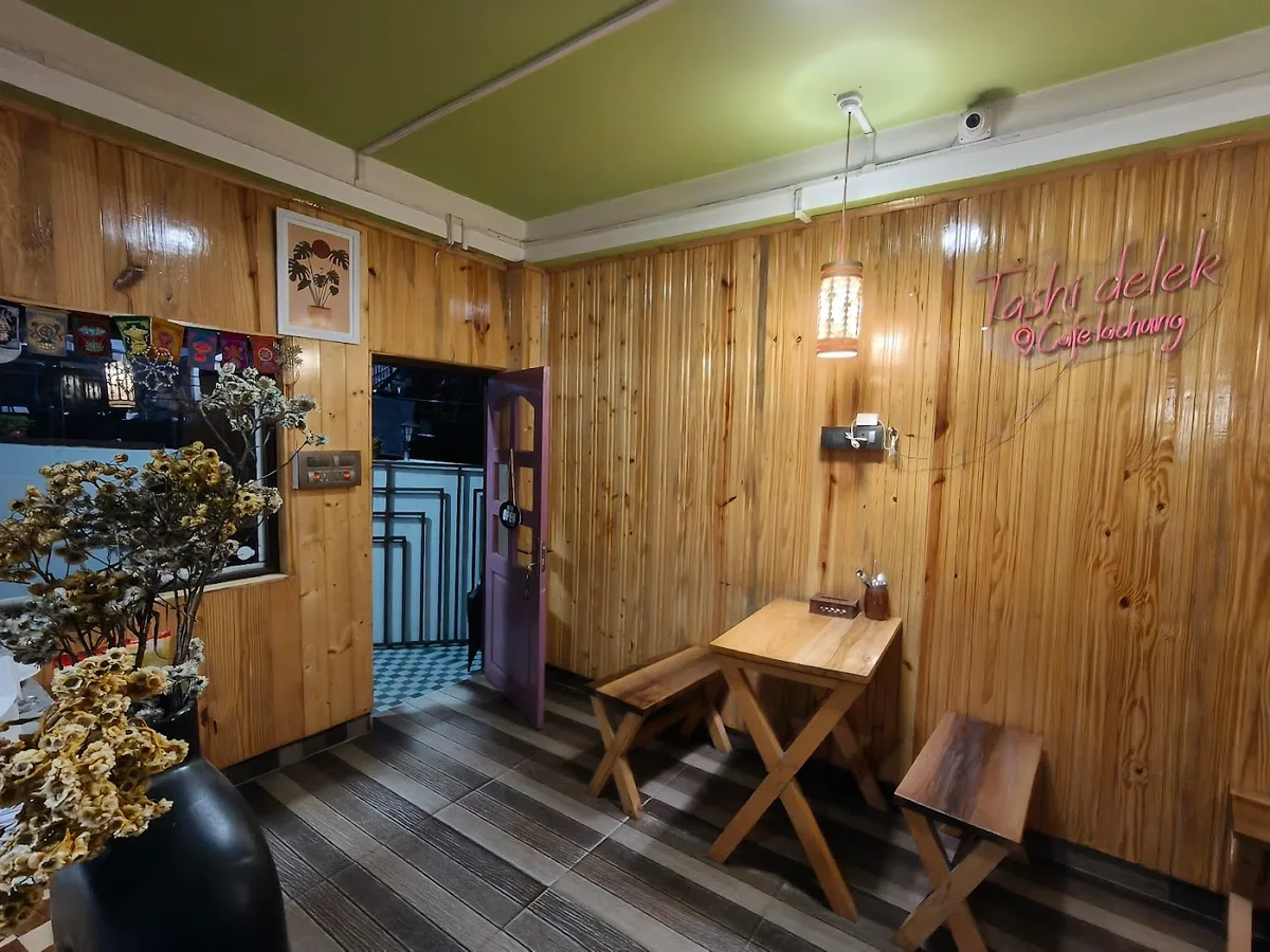 Cafe Lachung - photo 3