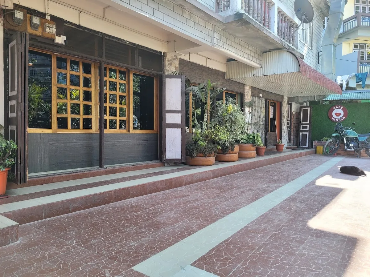Cafe Yangla - Lachung