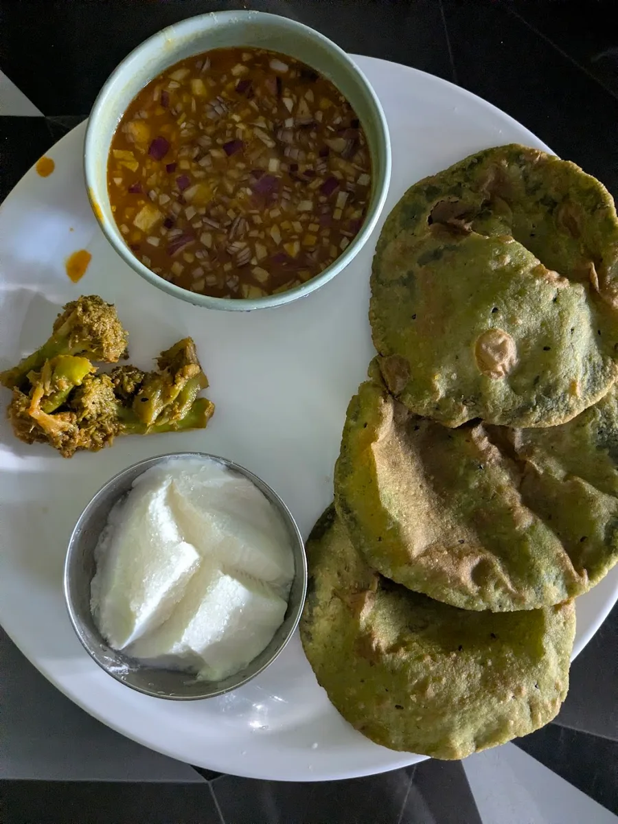 Rasoi pure veg family restaurant - photo 2