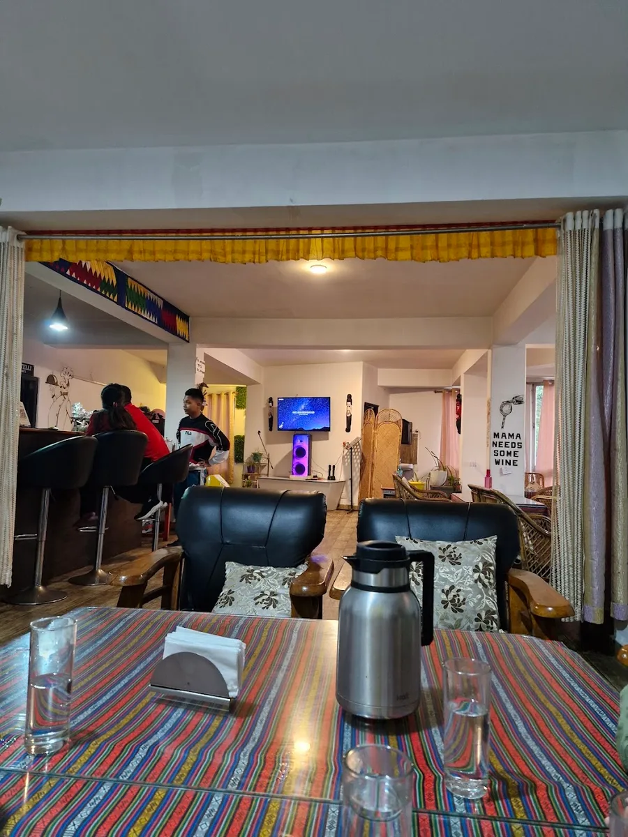 Friend's restaurant - photo 3