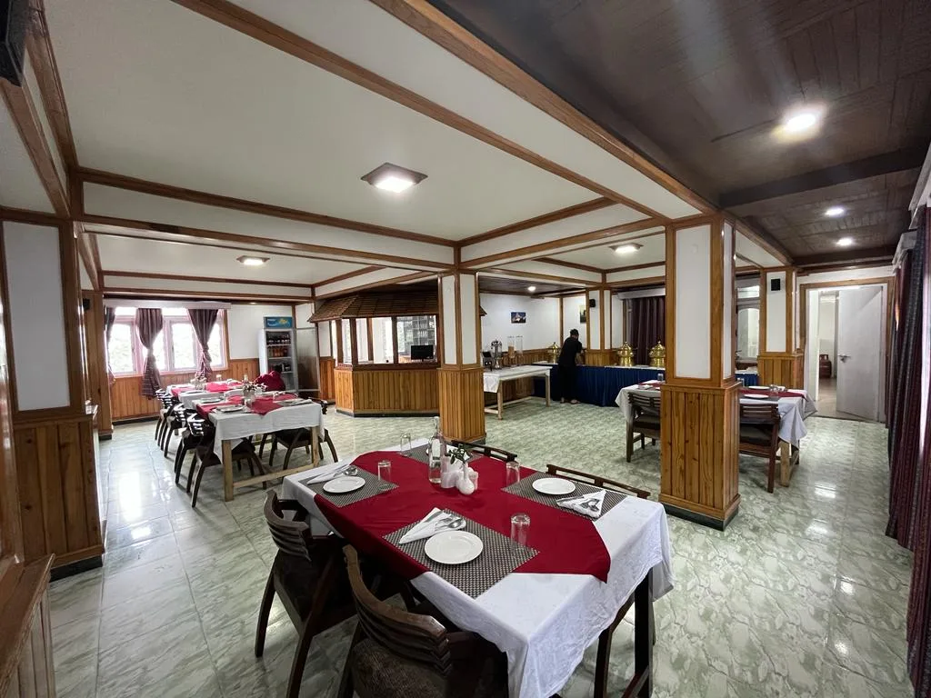 SEUY THAP RESTAURANT - Pelling