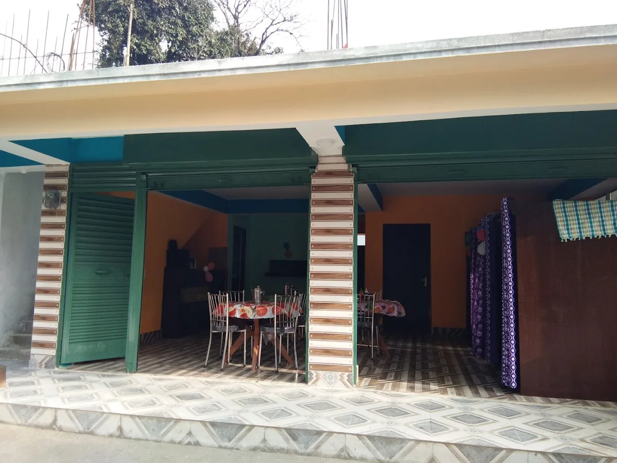 Bhandari's Restaurent - photo 3