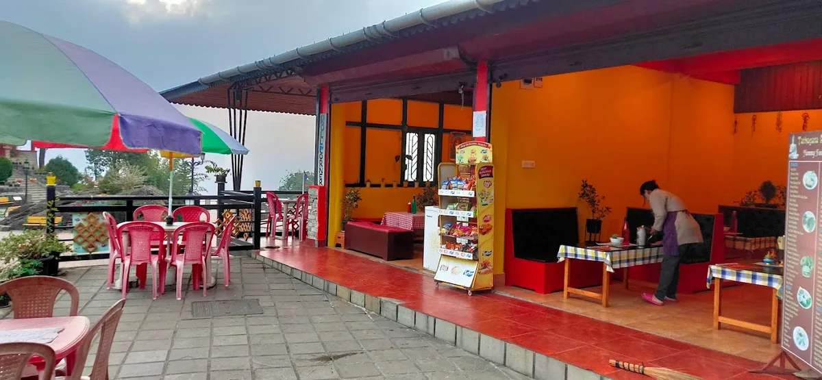 Roll Corner - Ravangla