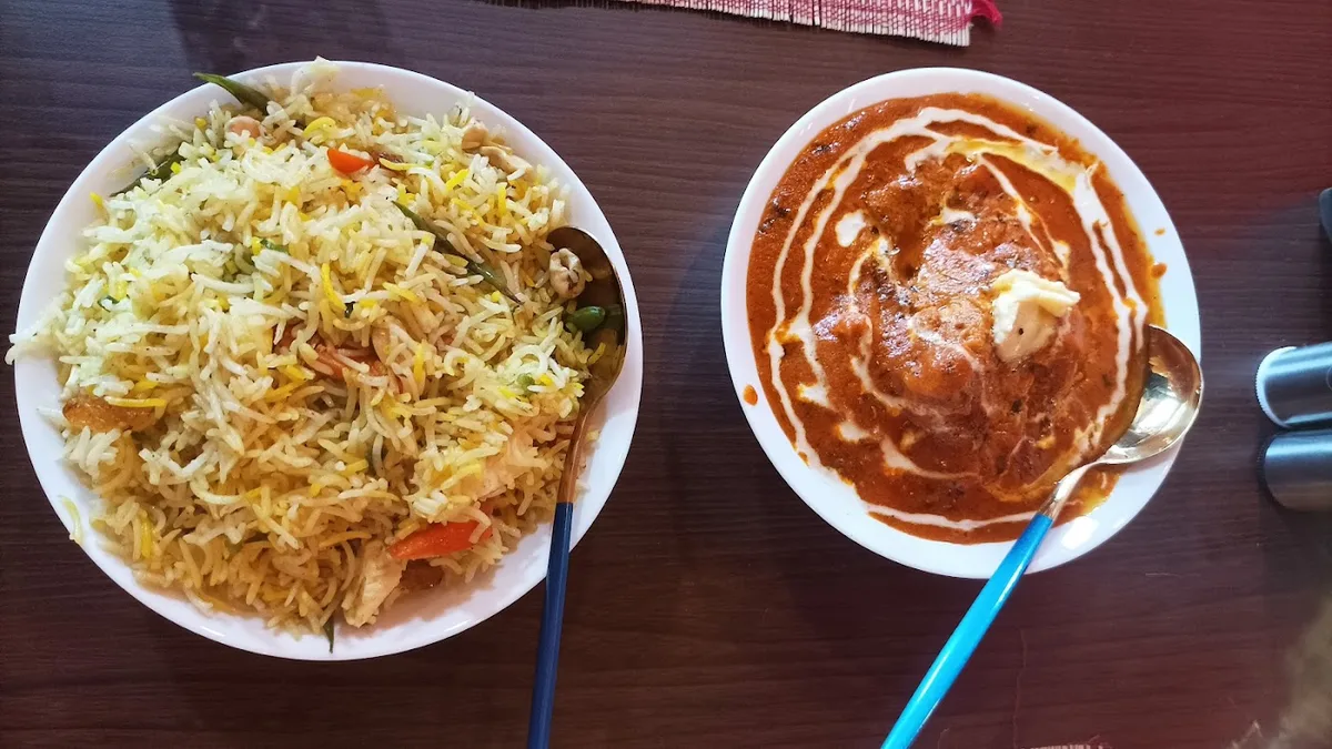 KICHING'S RESTRO - photo 2