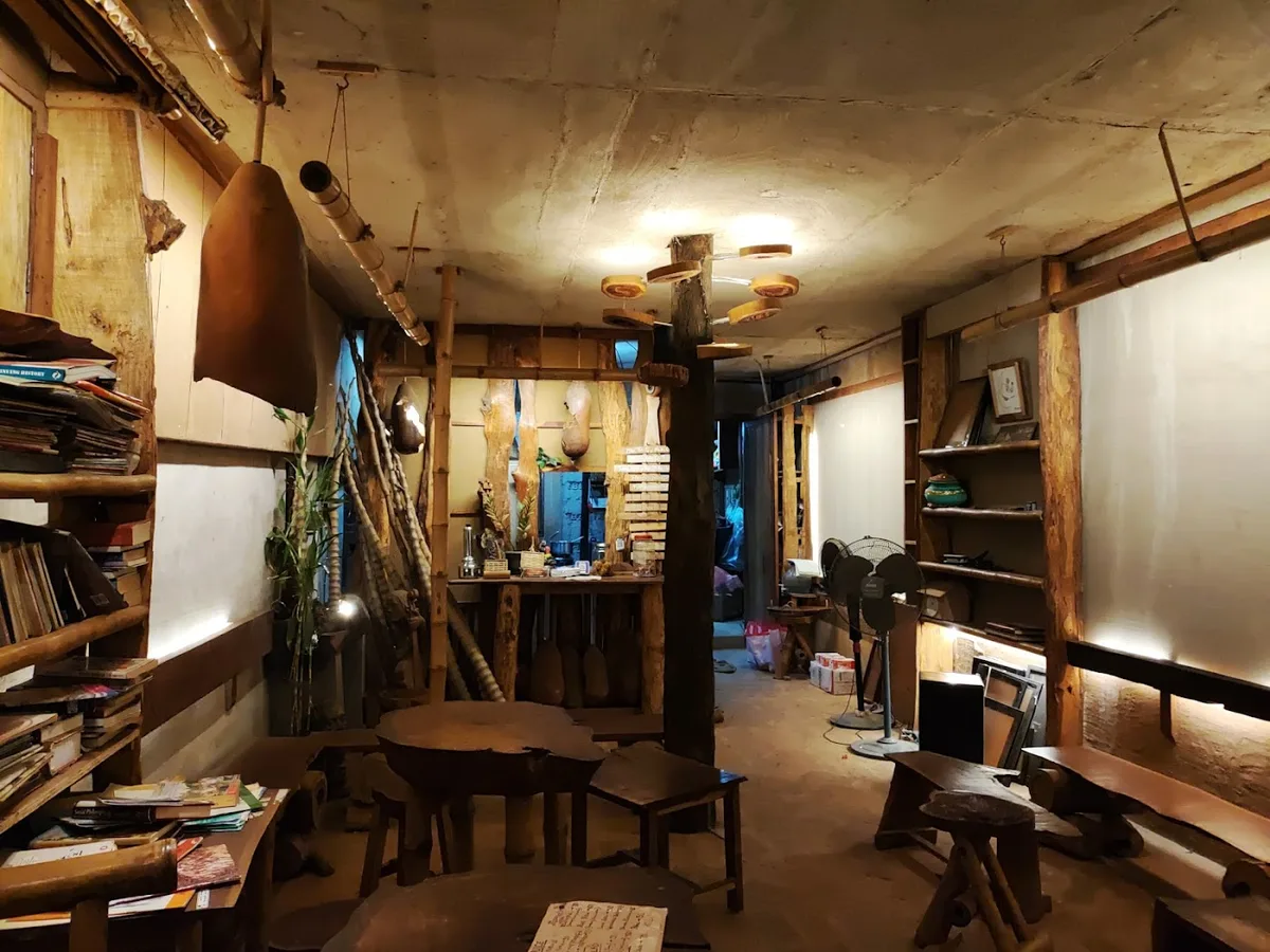 Chhaya studio and cafe - photo 3