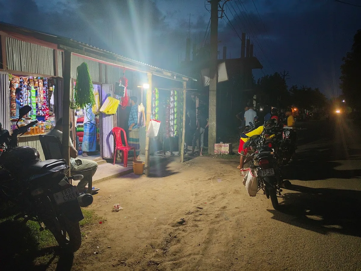 Hot & Spice Restaurant +Hotel - Neermahal
