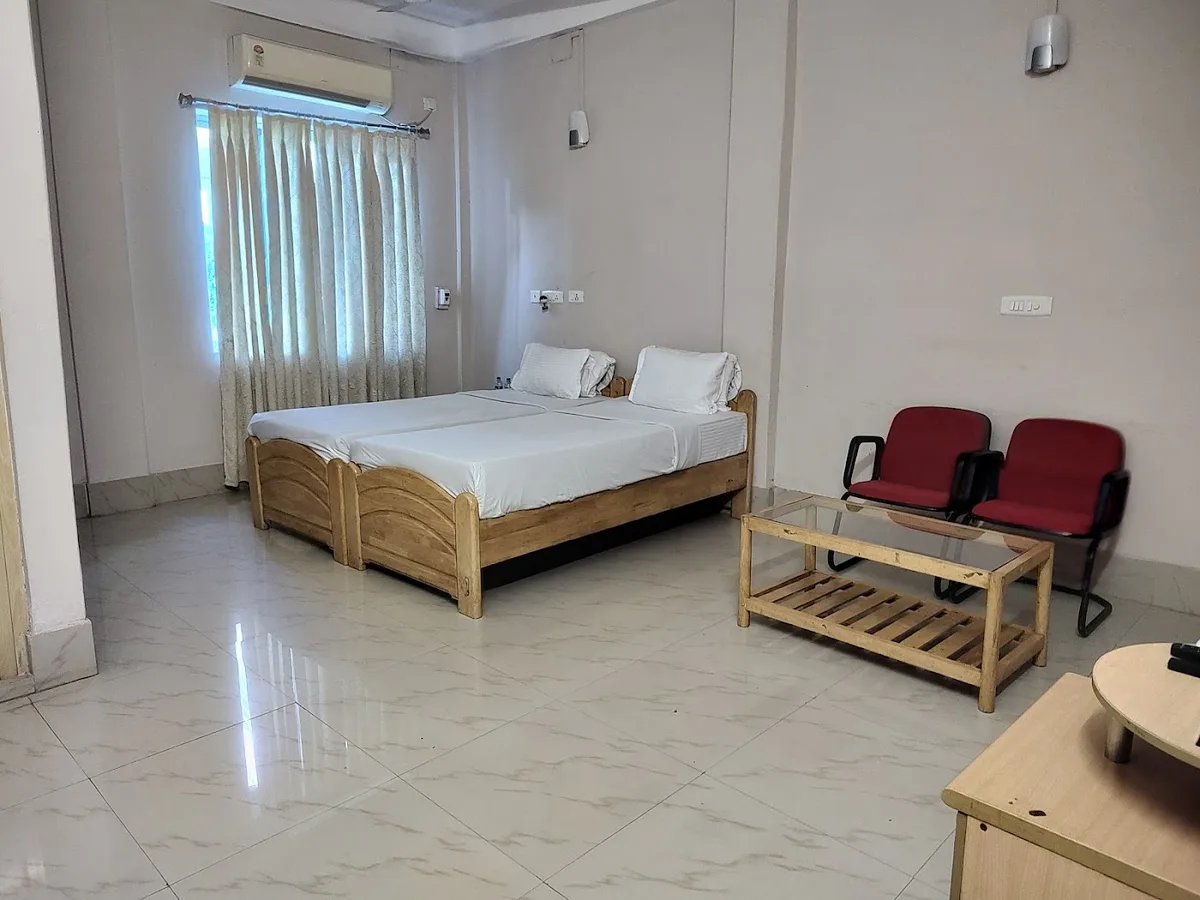Lake Side Resort Neermahal - photo 2