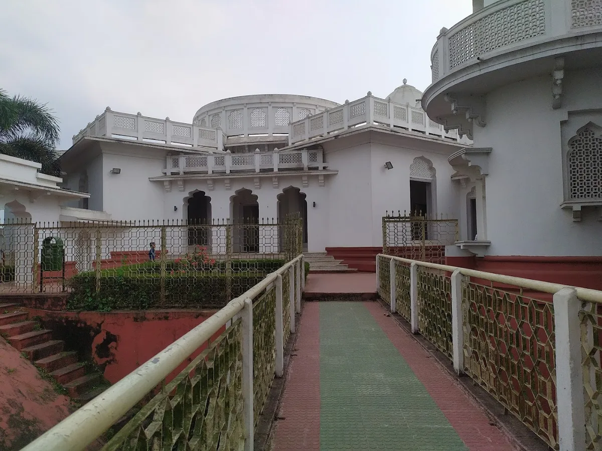 Neermahal (Twijilikma Nuyung) - photo 2