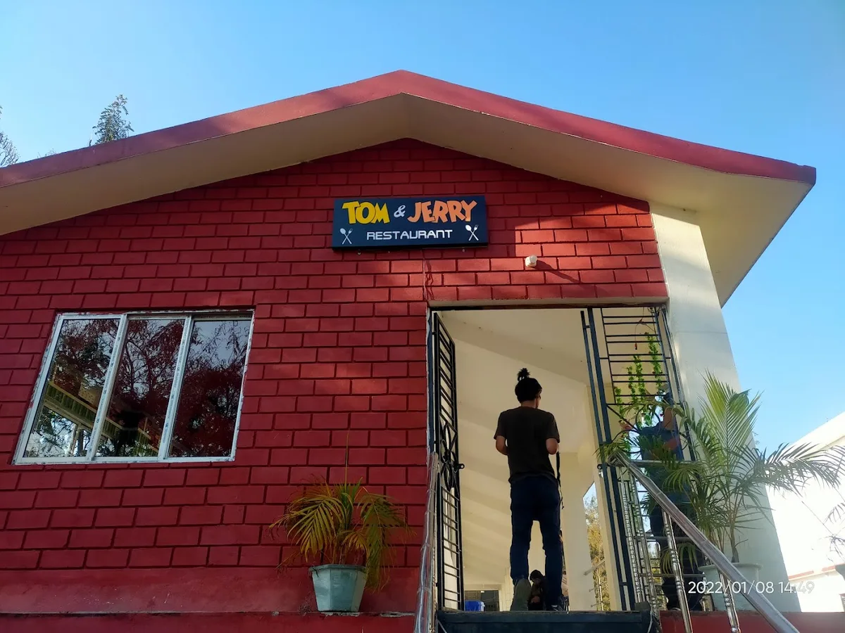 Tom And Jerry Restaurant - Neermahal