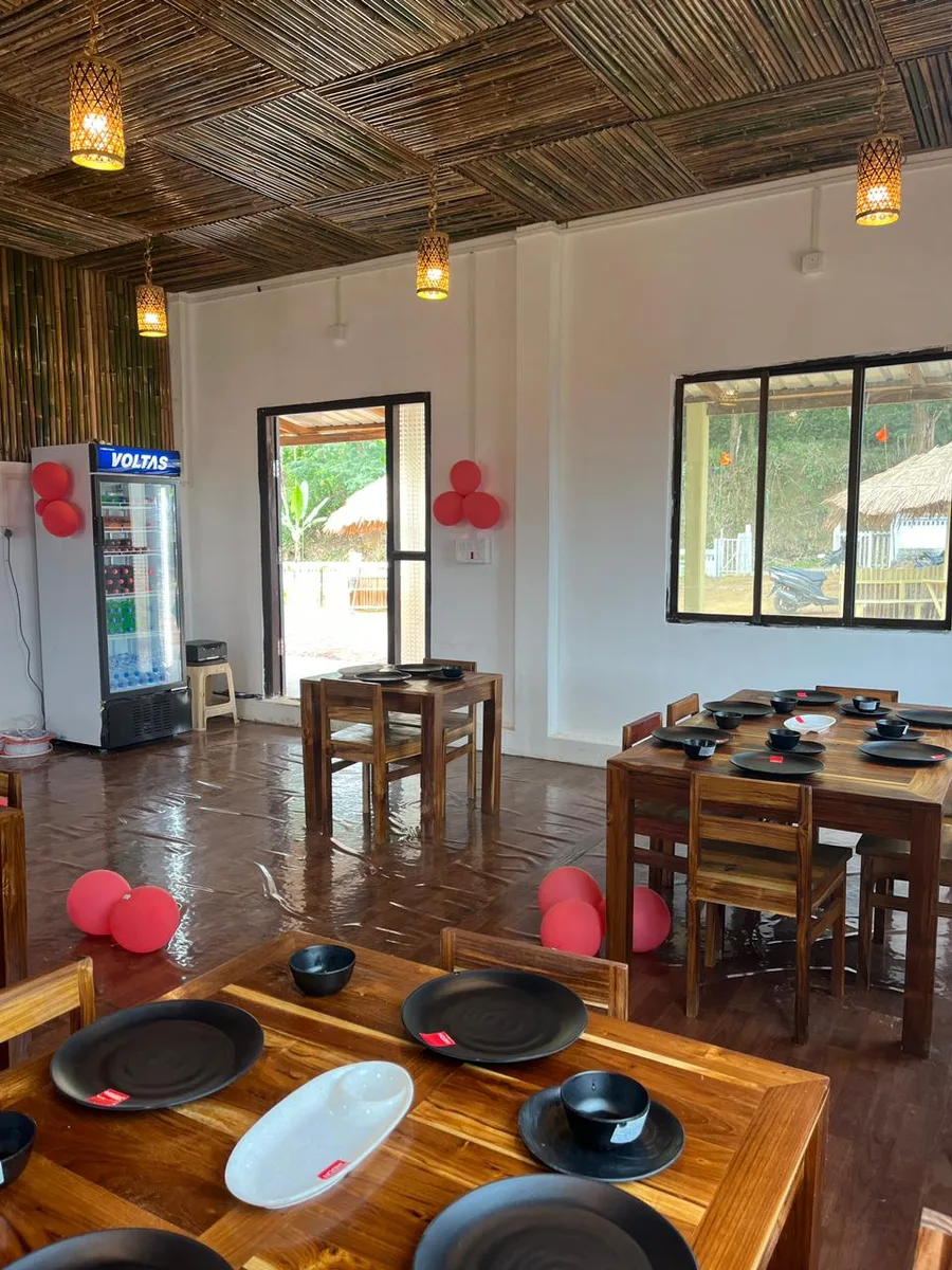 Traditional kitchen, Restaurant - Neermahal