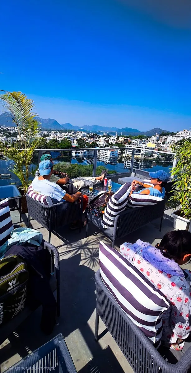 Hello boho Lakeview rooftop cafe - photo 3