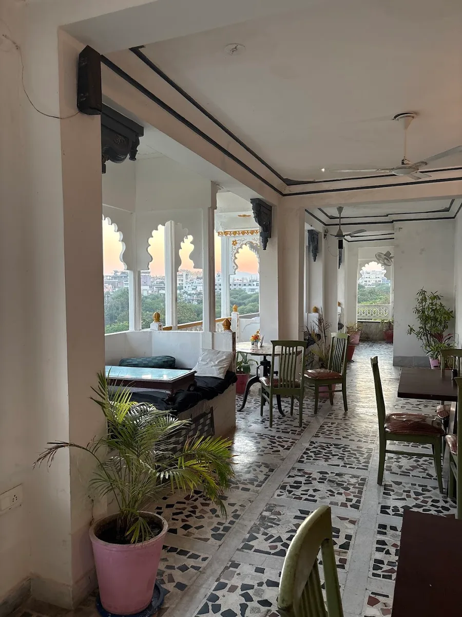 Sargam Restaurant - Old City Rooftop Restaurant | Lake View Restaurants in Udaipur - photo 3