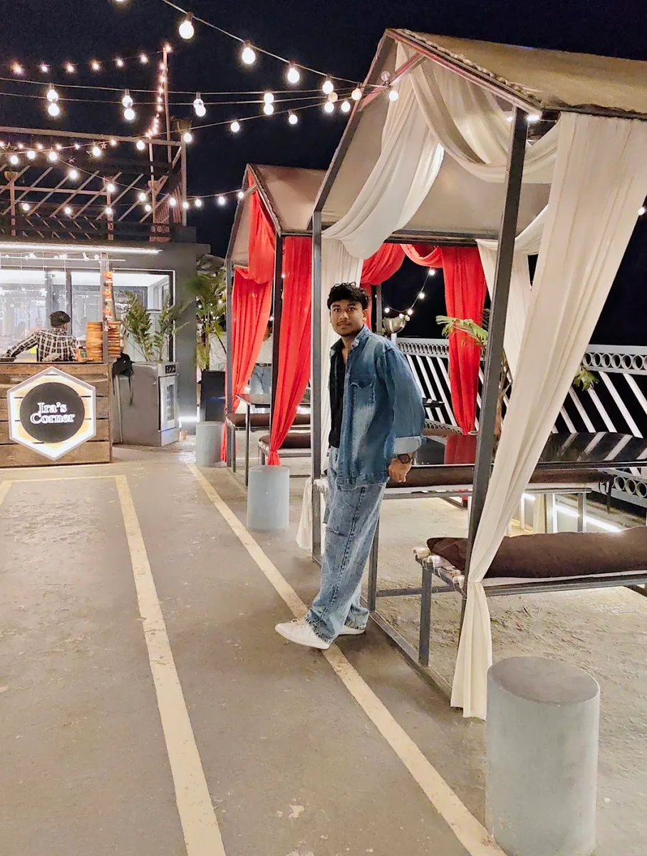 L4 Rooftop Restaurant - photo 3