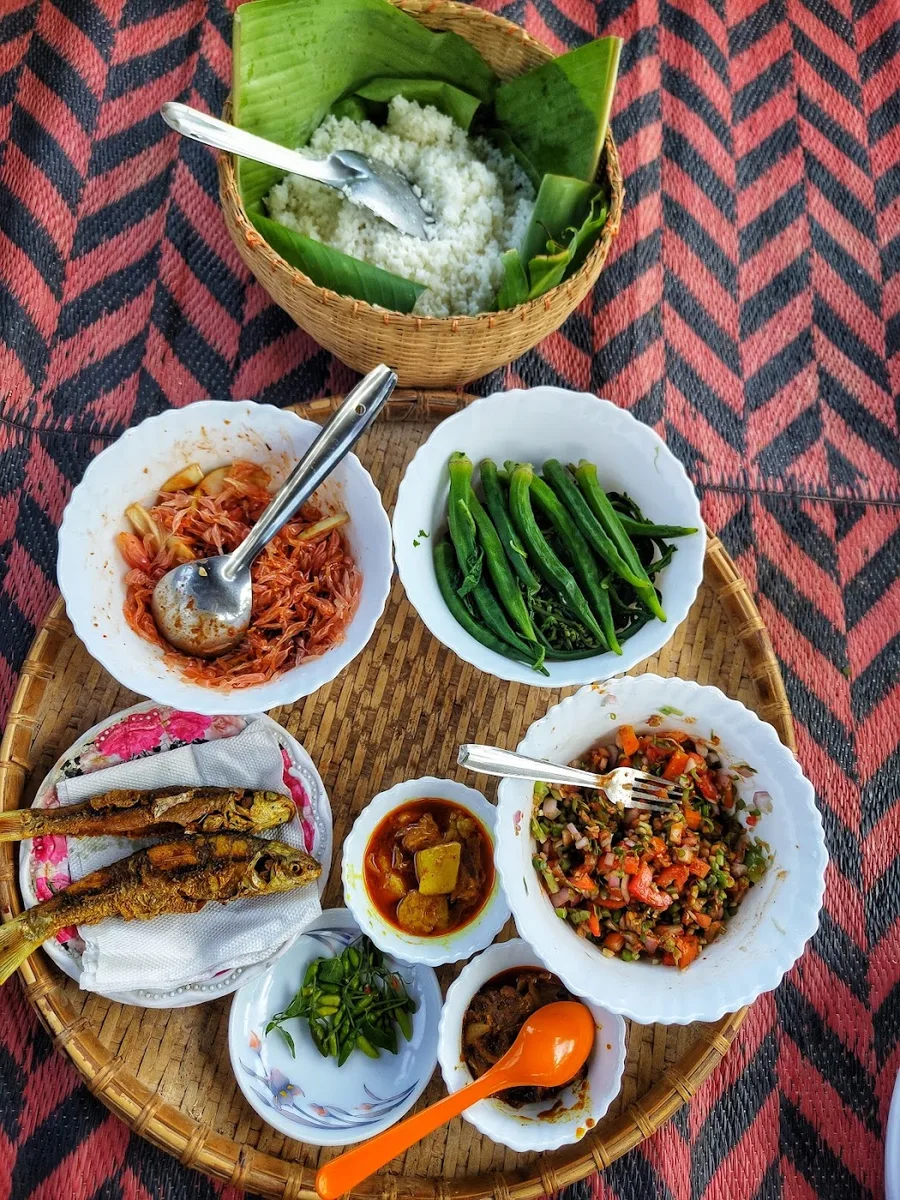 Traditional North East Hotel & Restaurant - Unakoti
