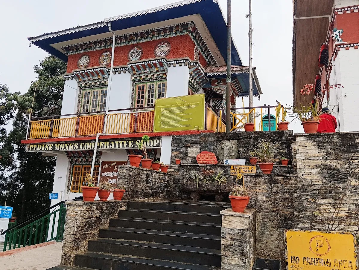 Pemayangtse Monastery - photo 3