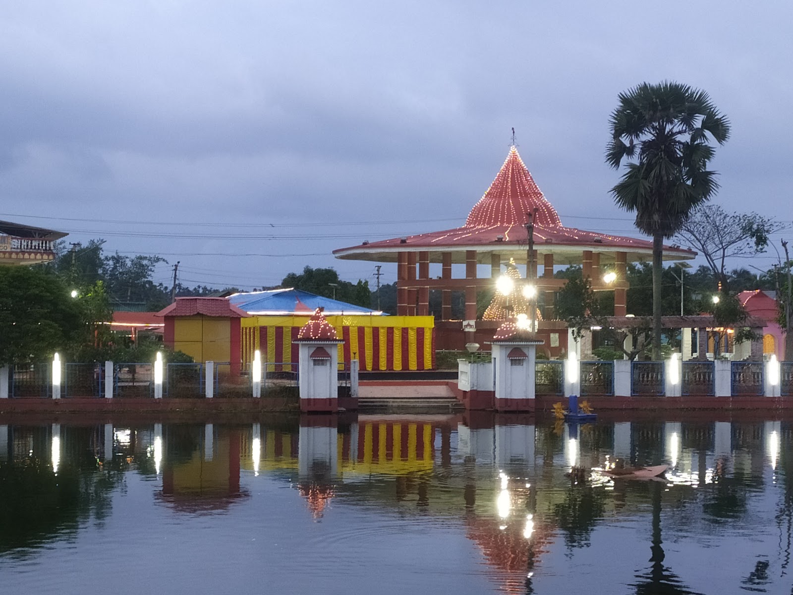 Fourteen Gods' and Goddesses' Temple