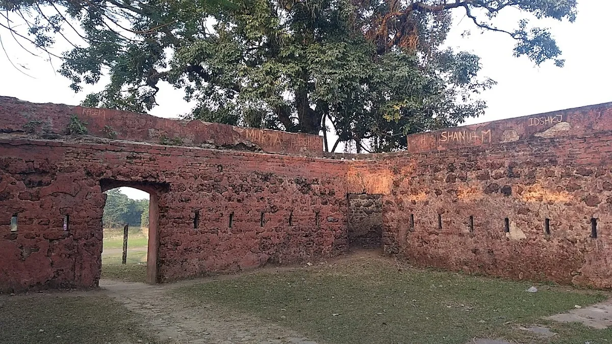Badarpur Fort - photo 3